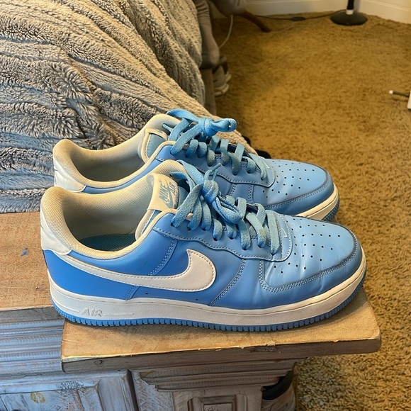 University Blue Air Force 1 Low - Picture 3 of 5